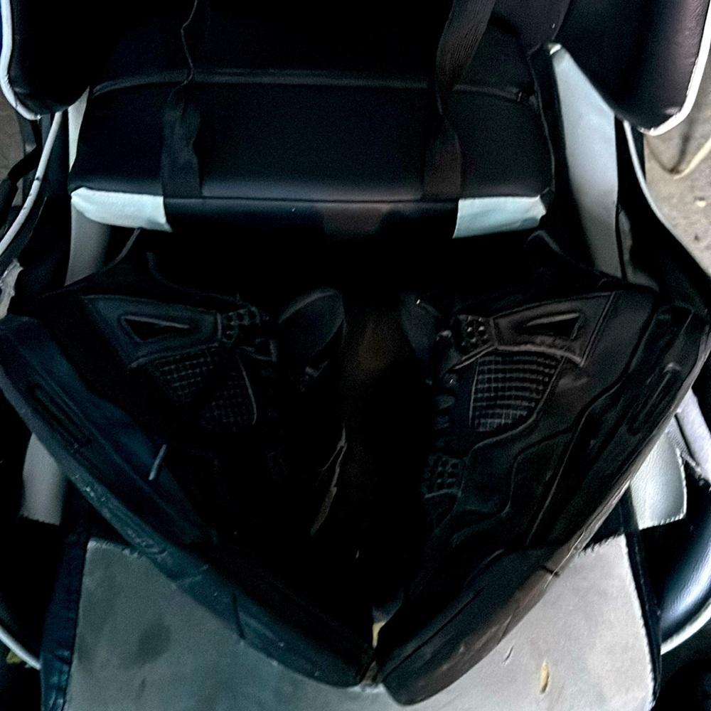 Jordan 4 black cats used